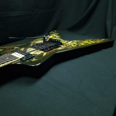Dean Hardshell Case for ML-Style Guitars | zZounds
