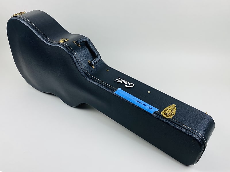 Guild Acoustic Guitar Case Model 2520 70sQuality Without a Reverb