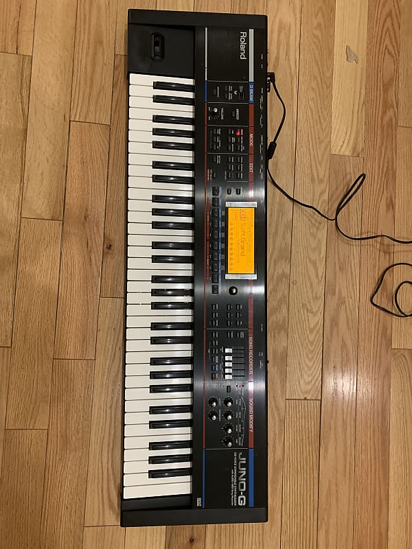 Roland Juno G with updated display | Reverb