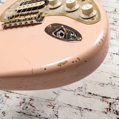 Fender - Custom Shop Limited Edition Tyler Bryant Signature "Pinky" - Stratocaster® Electric Guitar - Relic® - Aged Shell Pink - w/ Hardshell Case - xB077 (USED) image 21