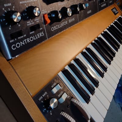 Moog Minimoog Model D Reissue 44-Key Monophonic Synthesizer (2017) HAND DELIVERY image 2