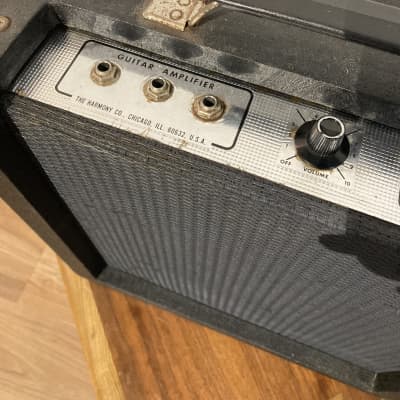 Harmony H400 1965 - Black fully serviced all original image 7