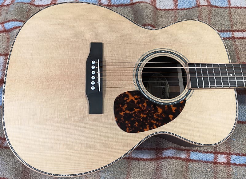 New Larrivee OM-40-RW-O Acoustic Guitar, Mahogany, Rosewood, Ebony, Tonal Balance, Hard Case image 1