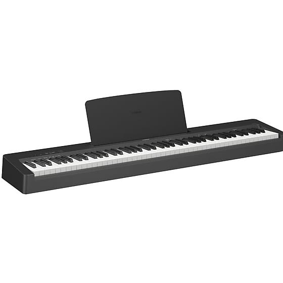 Yamaha P-145 B Black