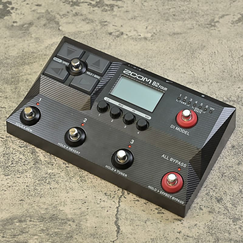 Zoom B2 Four