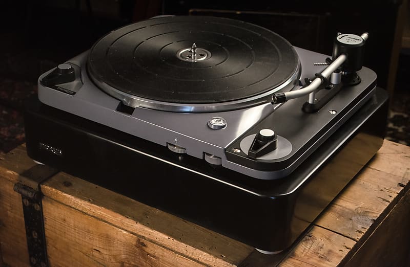 Thorens TD124DD turntable - only used a few times - S/N 00012 ! image 1