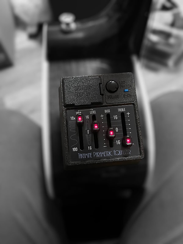 Takamine PARAMETRIC Equalizer 2/2 Reverb