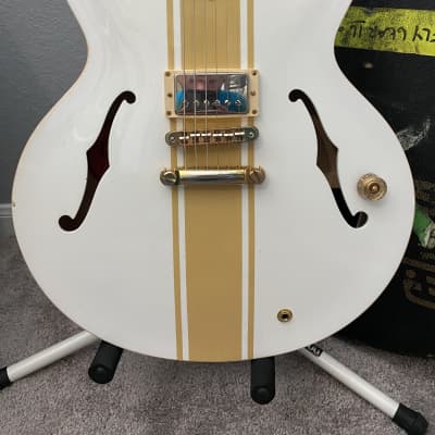 Gibson Tom Delonge Signature ES-333 - Custom Shop White w
