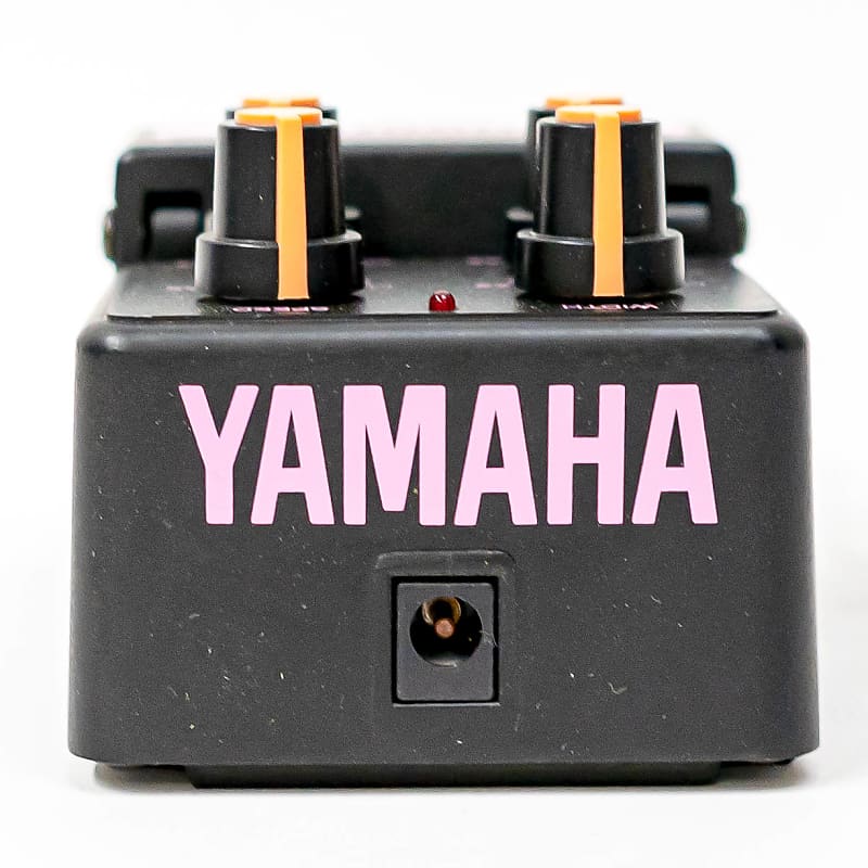 Yamaha DC-100 Dimension Chorus Guitar Effect Pedal with Box and Manual