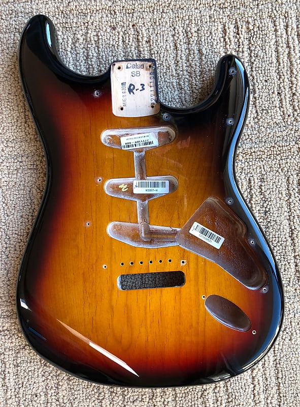 USA Fender American Original 60s Stratocaster Body Strat Vintage 3 Tone  Sunburst Alder Nitro