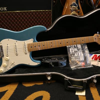 Fender American Standard Stratocaster 1997 Lake Placid Blue image 13