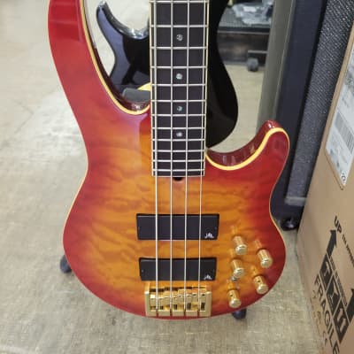 Brian Moore i4 2000s Red Flamed Maple w/HC (EXCELLENT CONDITION AND FREE SHIPPING!) for sale