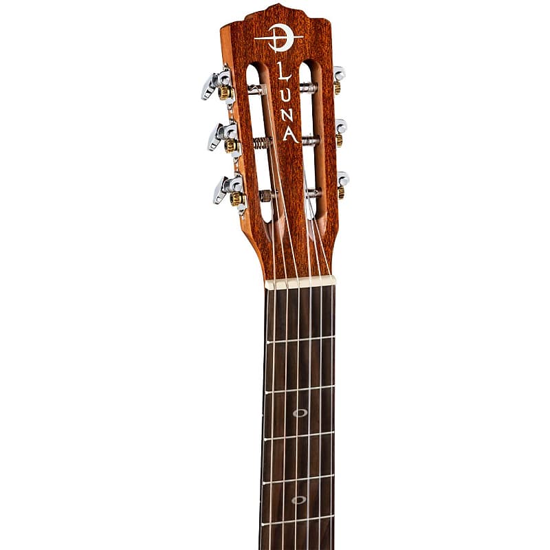 Luna Guitars Heartsong Nylon USB