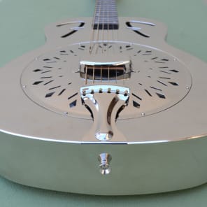 Fender Fr55 Nickel Plated Metal Body Resonator with Etched Hawaiian Scene on Body image 5