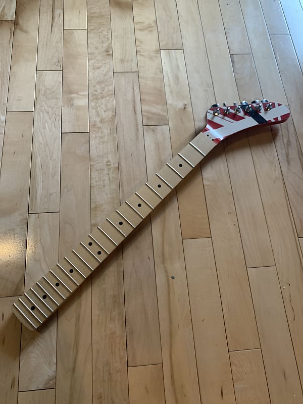 Warmoth hockey stick banana neck EVH Reverb