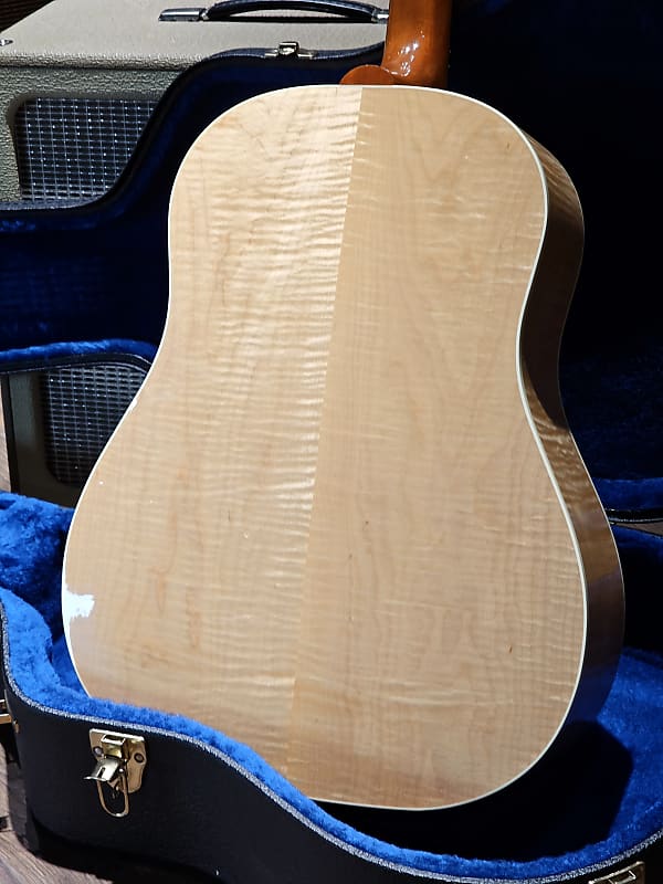 2006 Gibson Custom Shop Limited Edition J45 Custom - Flamed