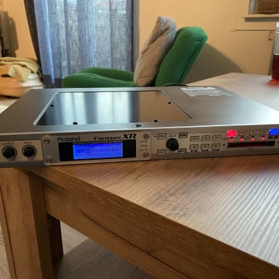 Roland Fantom-XR Rackmount Synthesizer Module 2004 - 2010 - Silver