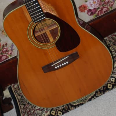 *Yamaha FG-200 Jumbo Dreadnought with EQ Added 1972 - 1976 - Natural