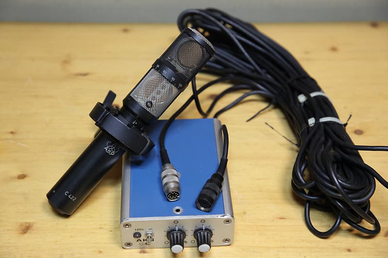 AKG C422 Stereo Condenser Mic in Excellent Reverb Australia