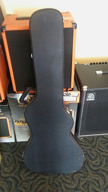 B. C. Rich Bich Hardshell Case