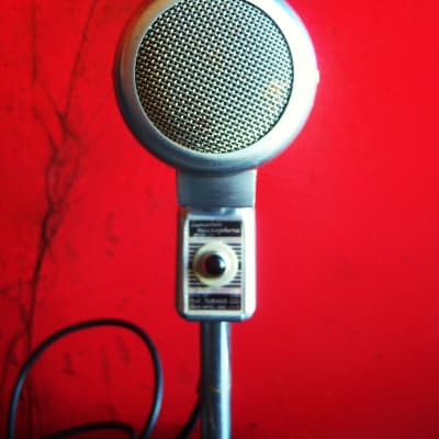 Vintage 1950's Turner 22D dynamic microphone Hi Z harp mic w