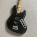 Fender Jazz Bass USA Dlx, passive / active 2011 - Black