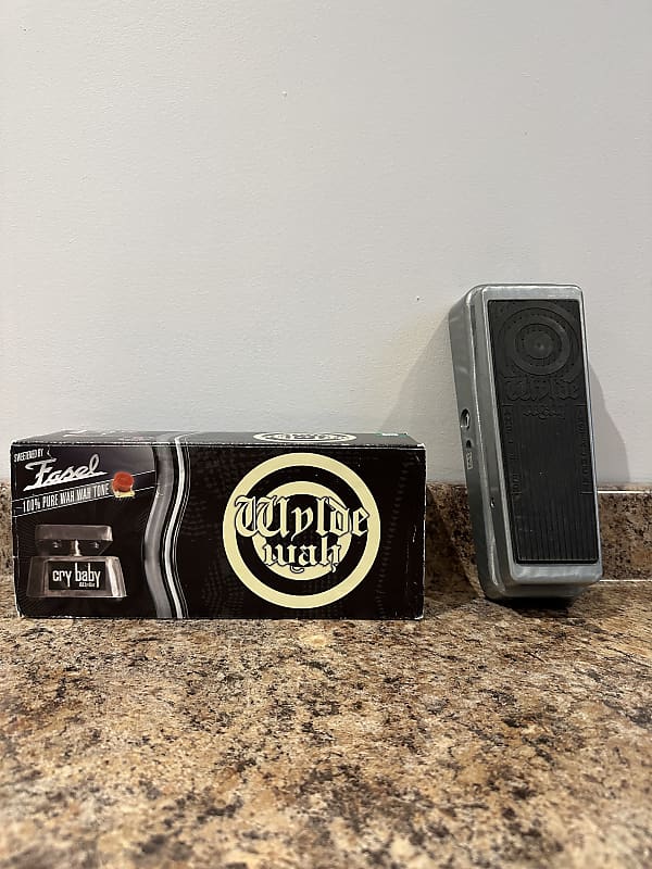 Dunlop ZW45 Zakk Wylde Cry Baby Wah Guitar Effect Pedal – Specialty Traders