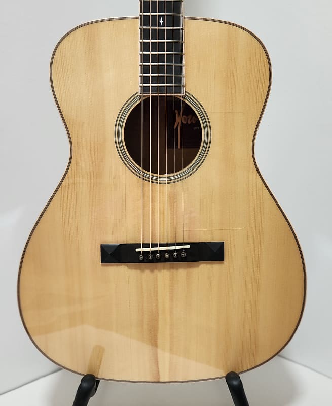 Hozen 14-Fret OM with Slotted Headstock Adirondack Spruce & | Reverb