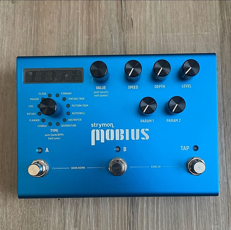 Strymon Mobius
