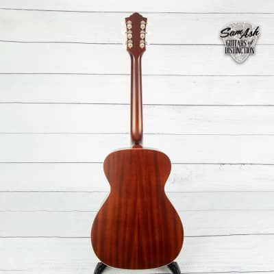 Guild USA M-40 Troubador Acoustic Guitar (Natural) image 4