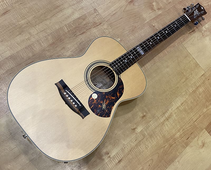 Maton TE Series EBG808TE Tommy Emanuel Acoustic Electric Guitar SN: 26932