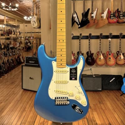 Fender American Vintage II 1973 Stratocaster - Lake Placid Blue w/Maple image 3