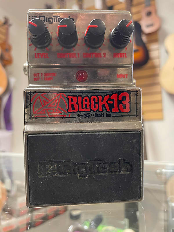ケース付きDigiTech Black-13 Scott Ian Anthrax SOD - ギター