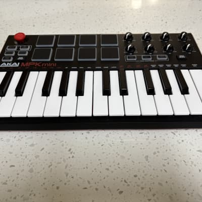 Akai MPK Mini MKII 25-Key MIDI Controller 2014 - Present - Black
