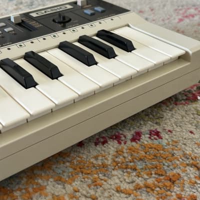 Casio mt 70 outlet keyboard