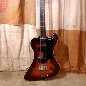 Gibson  RD Artist CMT Bass 1981 Sunburst image 3