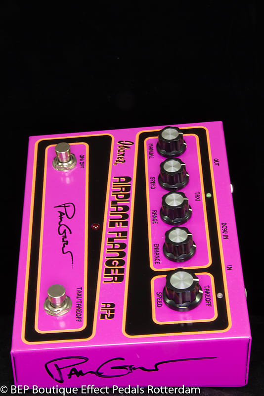 Real autograph besides printed signature Ibanez AF2 Paul Gilbert Airplane Flanger 2009 image 1