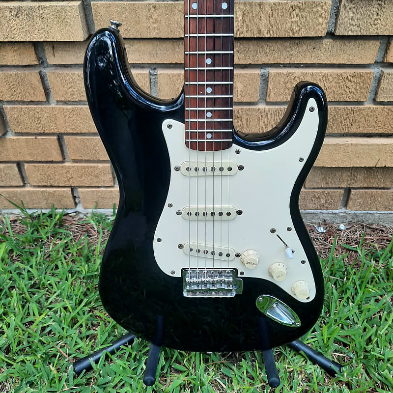 20th Anniversary Fender Squier Strat Affinity Series Red | eBay