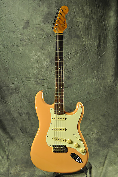 ギター Fender Japan ST62 Shell Pink 2010 Fender Japan ST62 TX '62 Reissue Stratocaster Shell