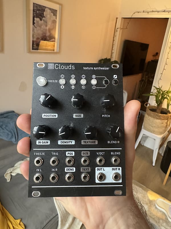 Mutable Instruments Clouds