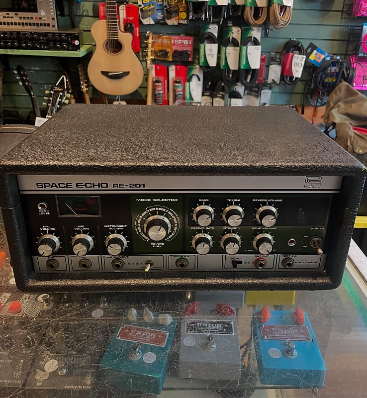 Roland RE-201 Space Echo Tape Delay / Reverb | Reverb Canada