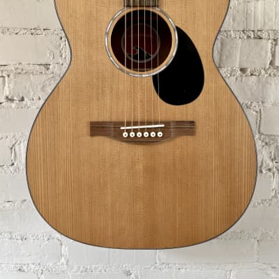 Eastman PCH1-OM Pacific Coast Highway Series Solid Sitka Spruce Top Orchestra Model 2010s - Natural image 2