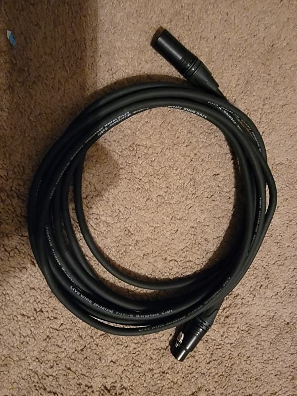 Livewire Advantage XLR Microphone Cable 15 ft. Black Black