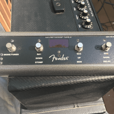 Fender Mustang V v.2 Modeling Amp- Cabinet and Head- 2013-2016 image 12