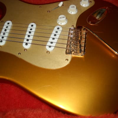 Fender Homer Haynes HLE Stratocaster 1989 gold image 3