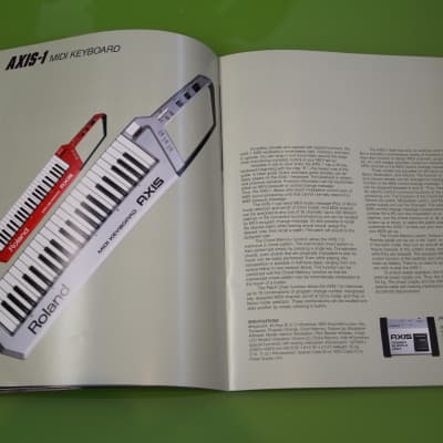 Roland Synthesizer Catalogue 1986  - Keyboards Vol 8 image 2