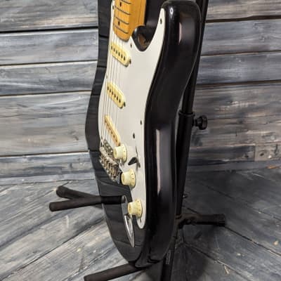 Used Squier 1985 MIJ Stratocaster with Hard Case image 7