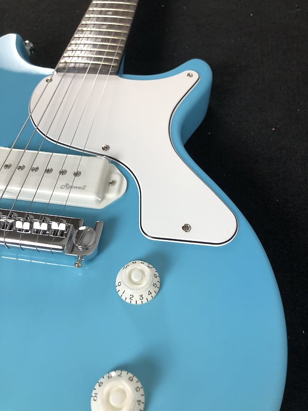 ギター Harley Benton DC-Junior FAT Benton Blue Harley Benton: DC Junior FAT Ltd Ferris Blue - YouTube
