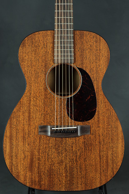 Martin OO-15M BUMPカスタム ギターでハッピー！: MARTIN OO-15