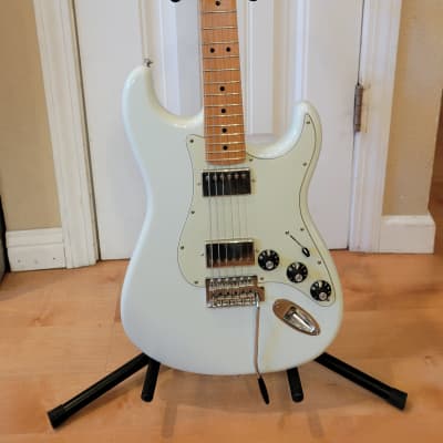 Fender Blacktop Stratocaster HH | Reverb